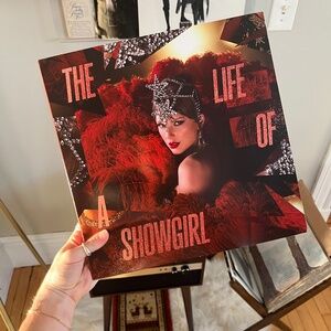 The Life of a Showgirl: Tiny Bubbles in Champagne Edition